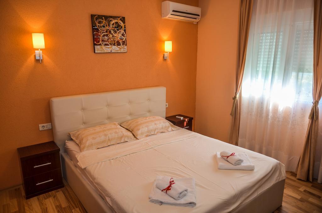 Apartments Paradise Ulcinj Esterno foto