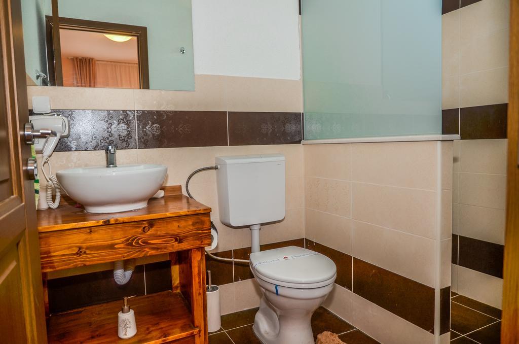 Apartments Paradise Ulcinj Esterno foto