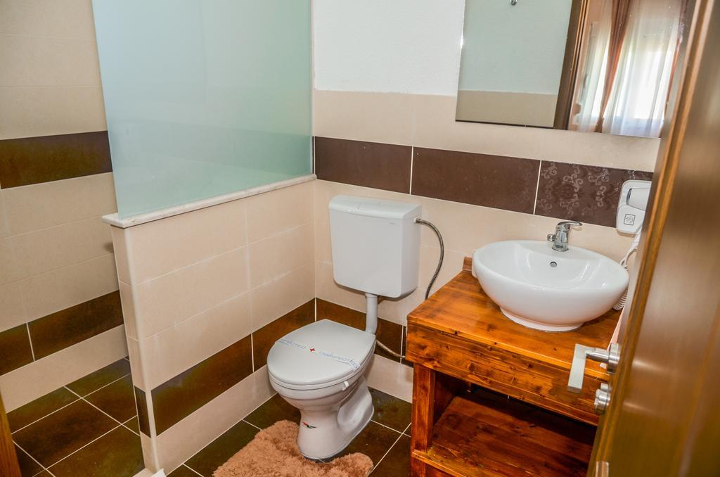 Apartments Paradise Ulcinj Esterno foto