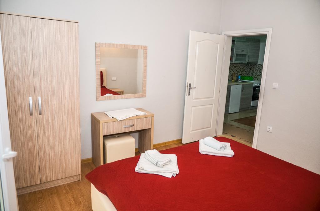 Apartments Paradise Ulcinj Esterno foto