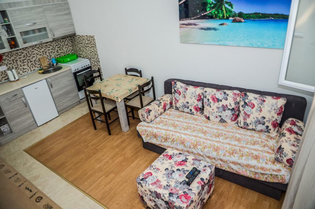 Apartments Paradise Ulcinj Esterno foto