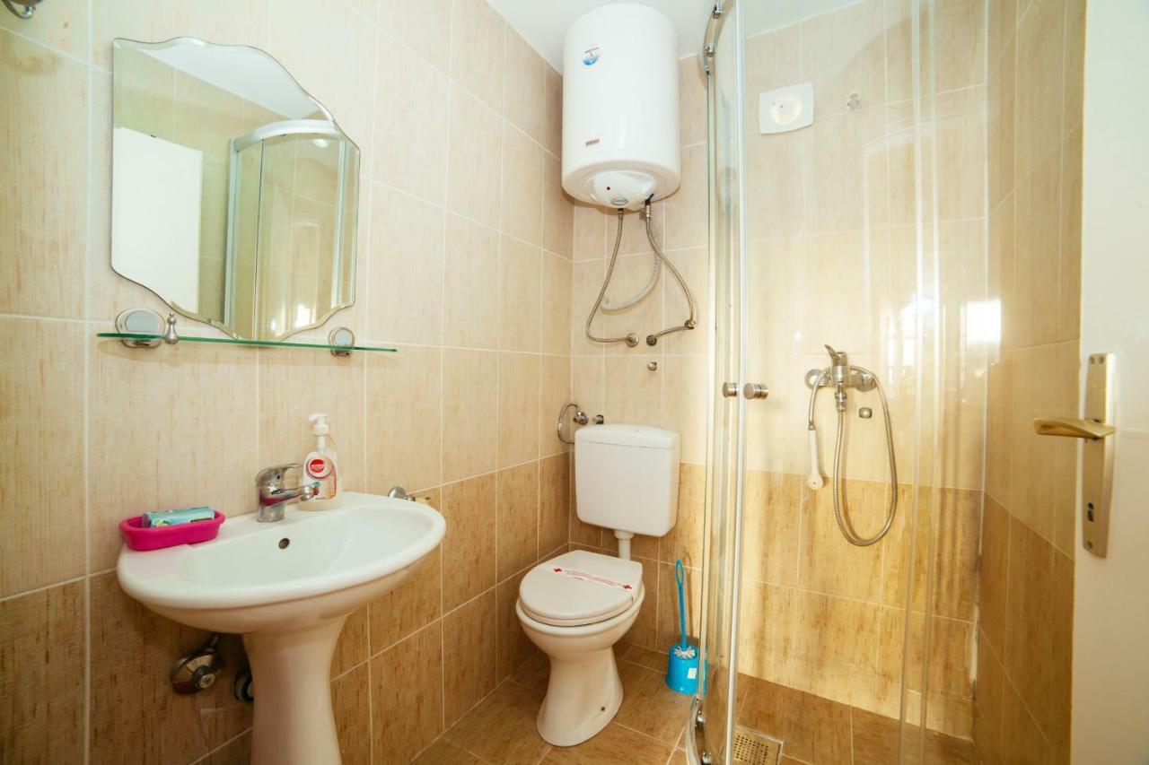 Apartments Paradise Ulcinj Esterno foto
