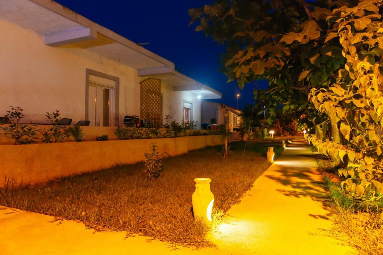 Apartments Paradise Ulcinj Esterno foto